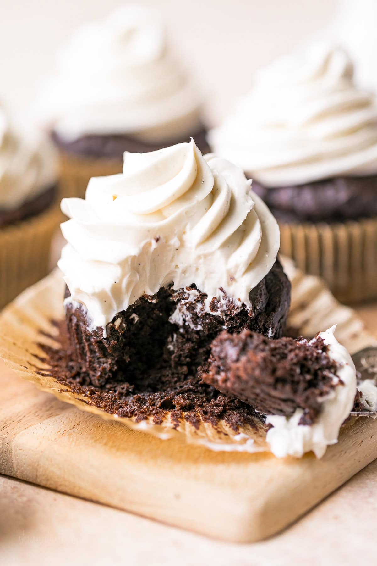Easy Chocolate Cupcakes