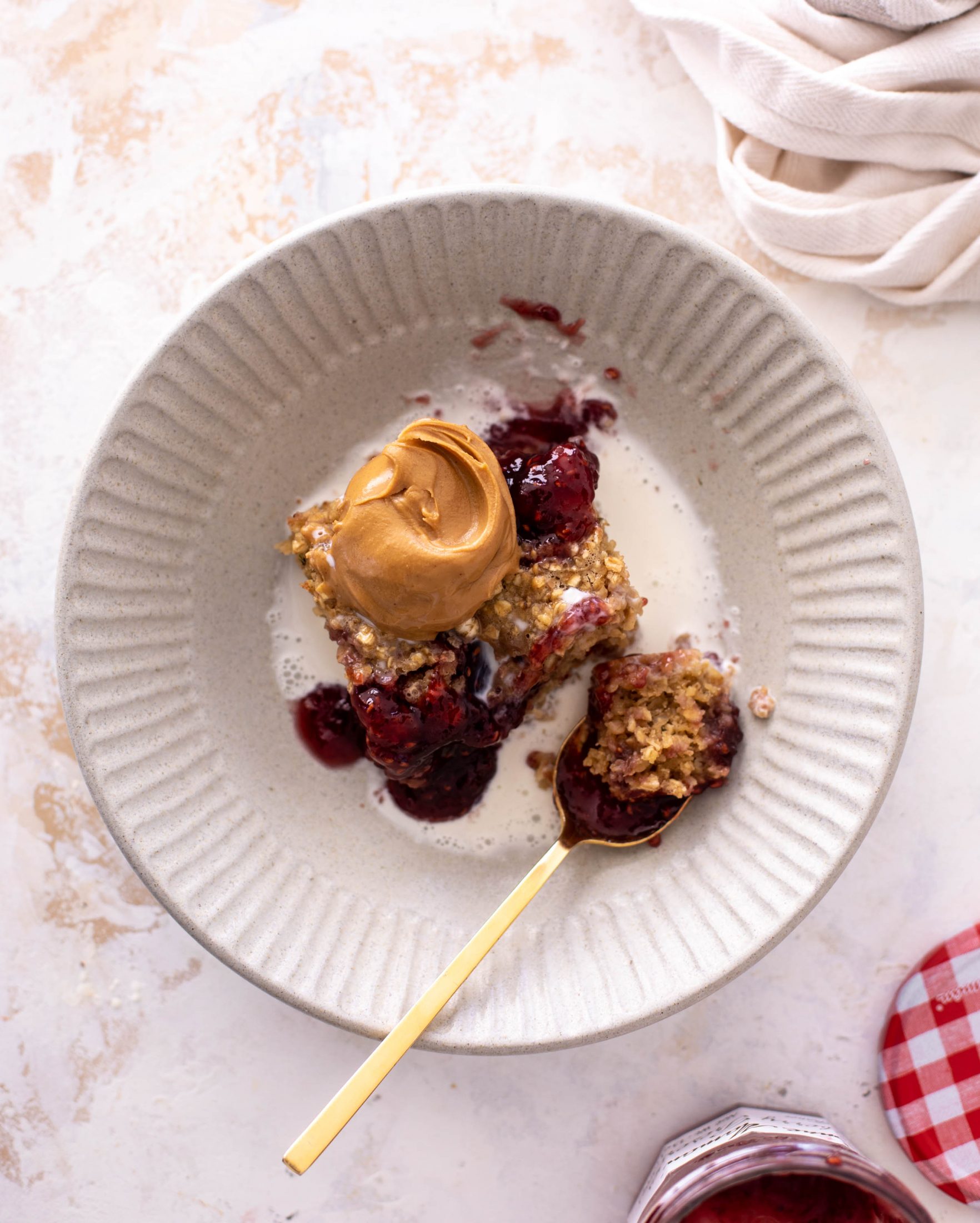 peanut butter and jelly baked oatmeal