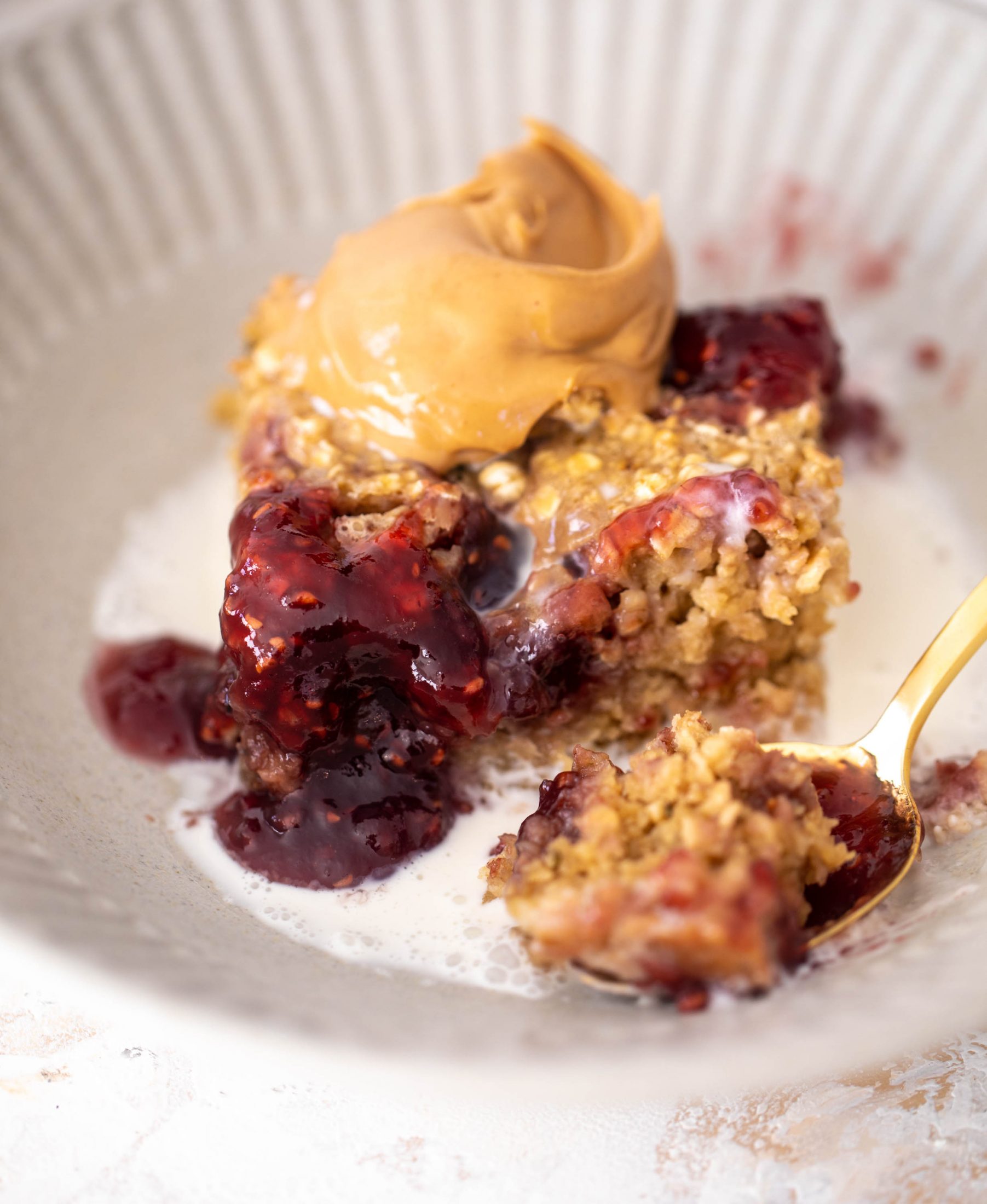 peanut butter and jelly baked oatmeal