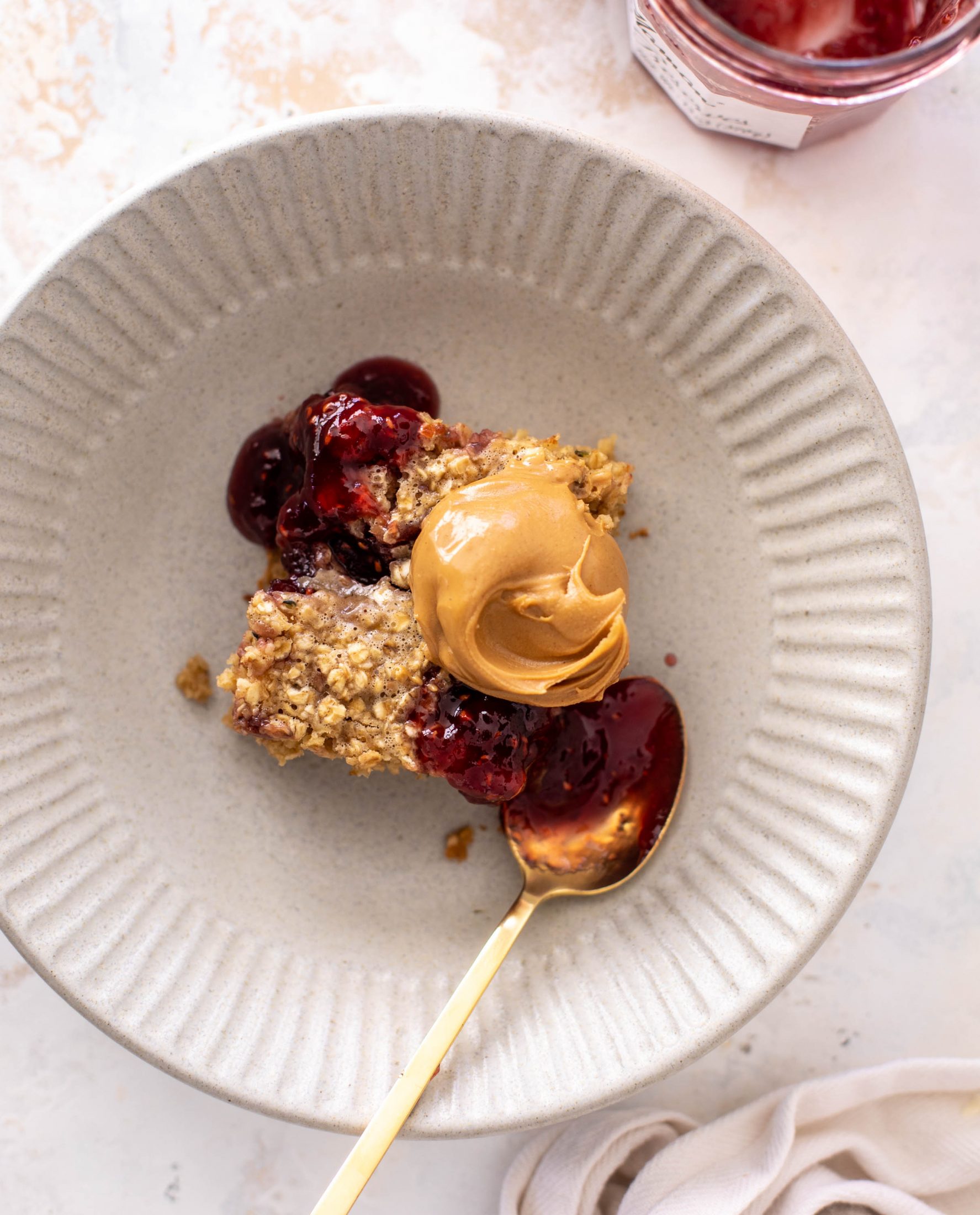 peanut butter and jelly baked oatmeal