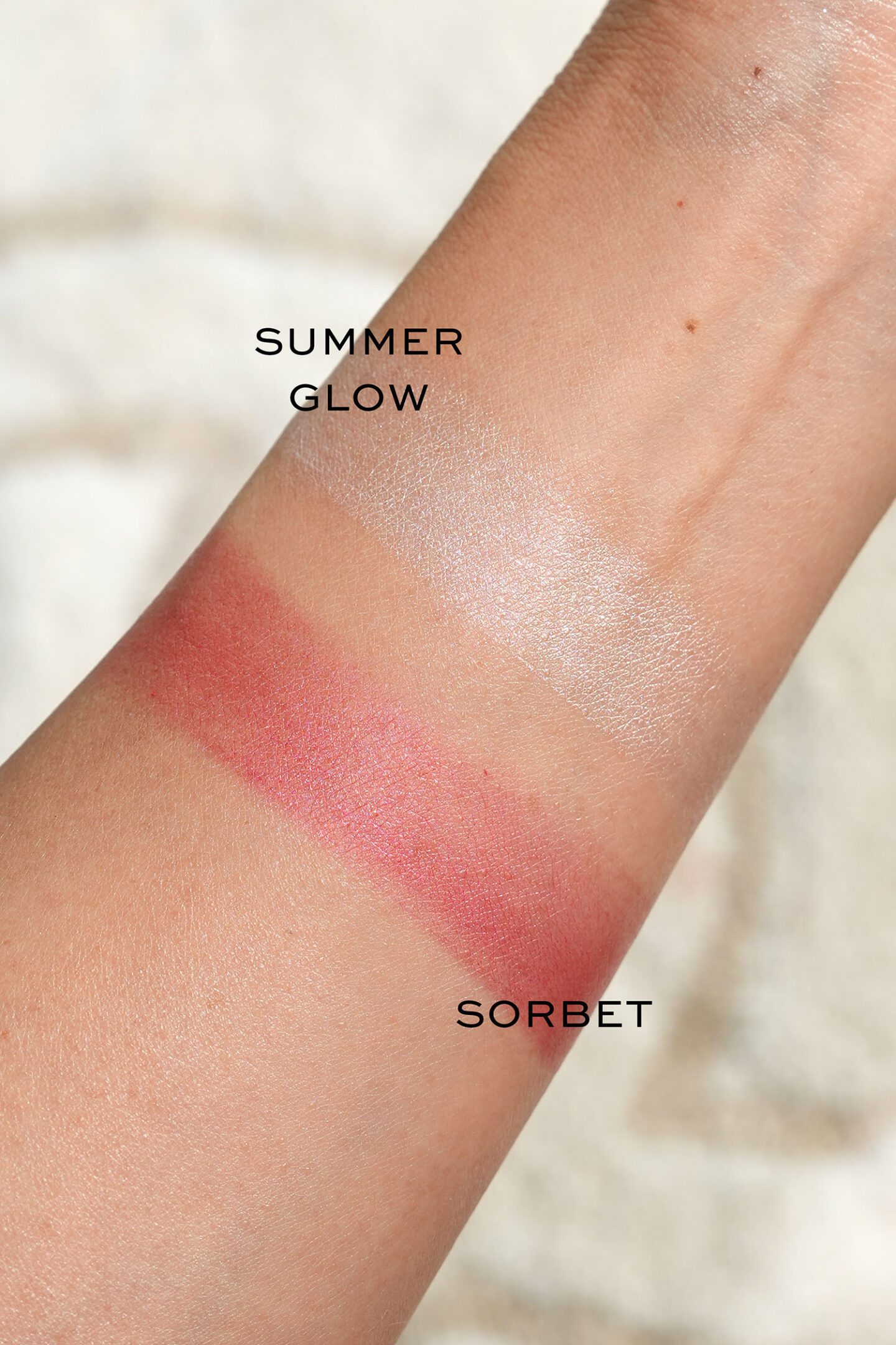 Chanel Les Beiges Healthy Glow Blush + Highlighter swatches