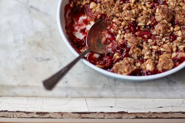 Strawberry Rhubarb Crumble